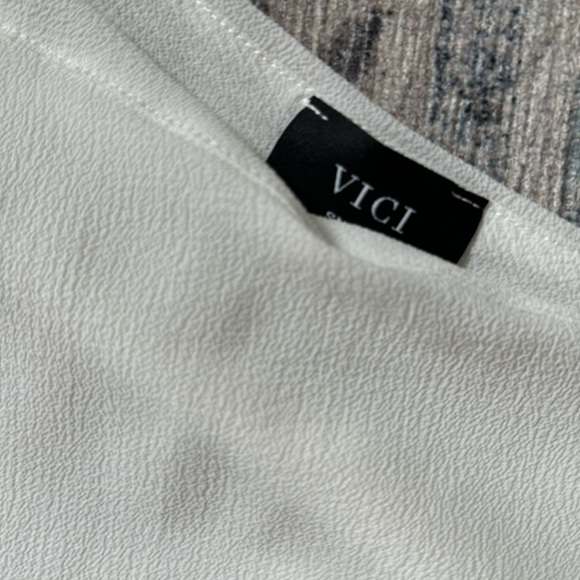 VICI one shoulder flowy blouse size S - Picture 2 of 2